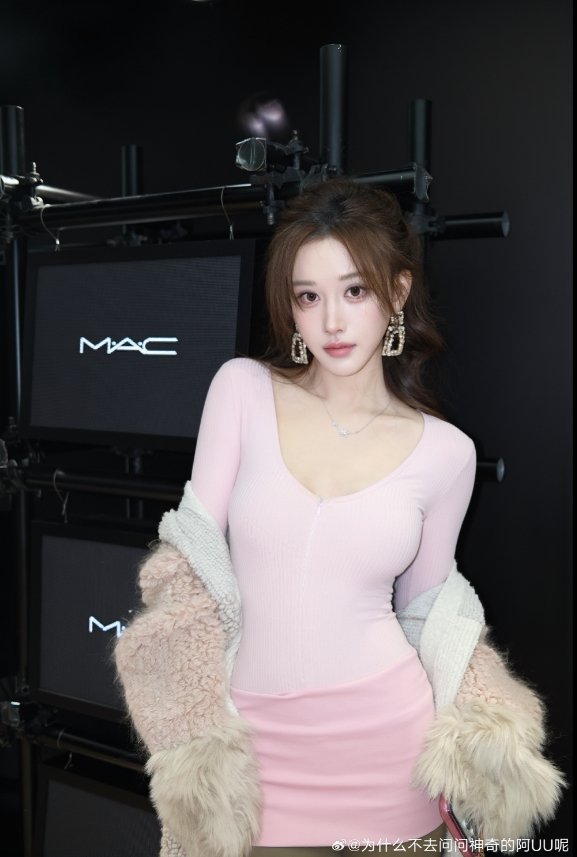 S3亚军中单五五开前女友UU妹晒照：昨天的偶uzi队遭陪玩队零封able队零封u