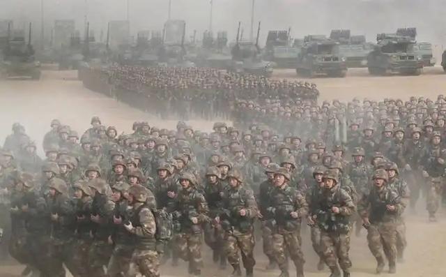 🌛为什么中国军事如此强大了却不怎么喜欢展示实力呢？说白了，中国用了几十年的