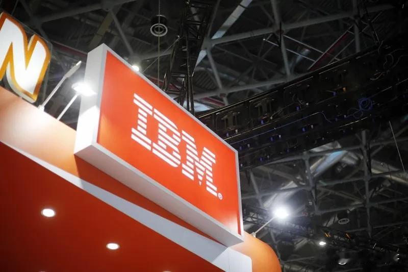 IBM中国彻底关停好像连新闻都没有...中国区1800人散了要是放在10年前