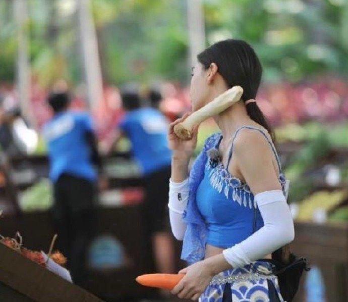 杨颖参加奔跑吧的时候，那时候还没离婚吧​​​
