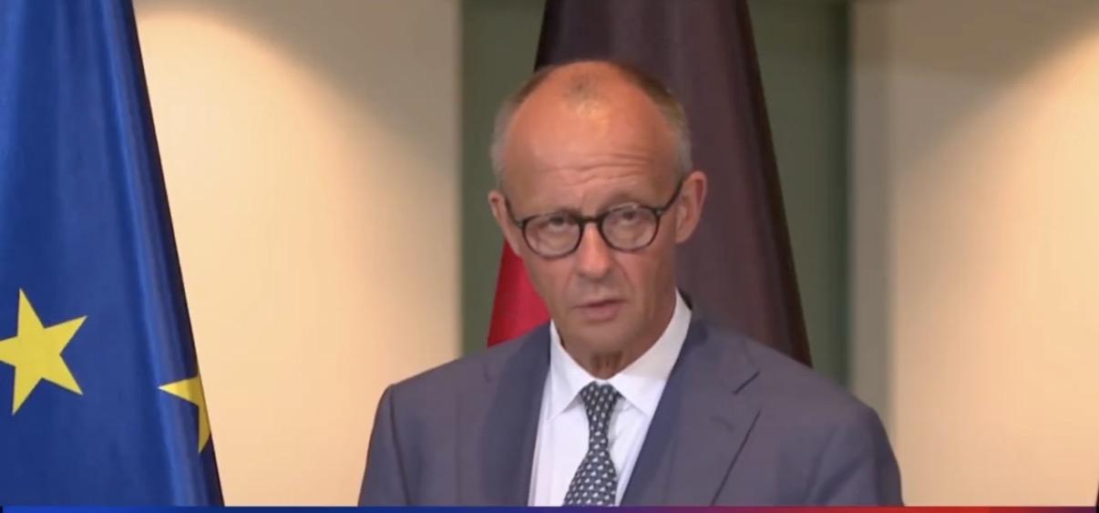 德国总理默茨今天说：“对于取缔德国选择党（AfD）的程序能否取得成功，我现在、并
