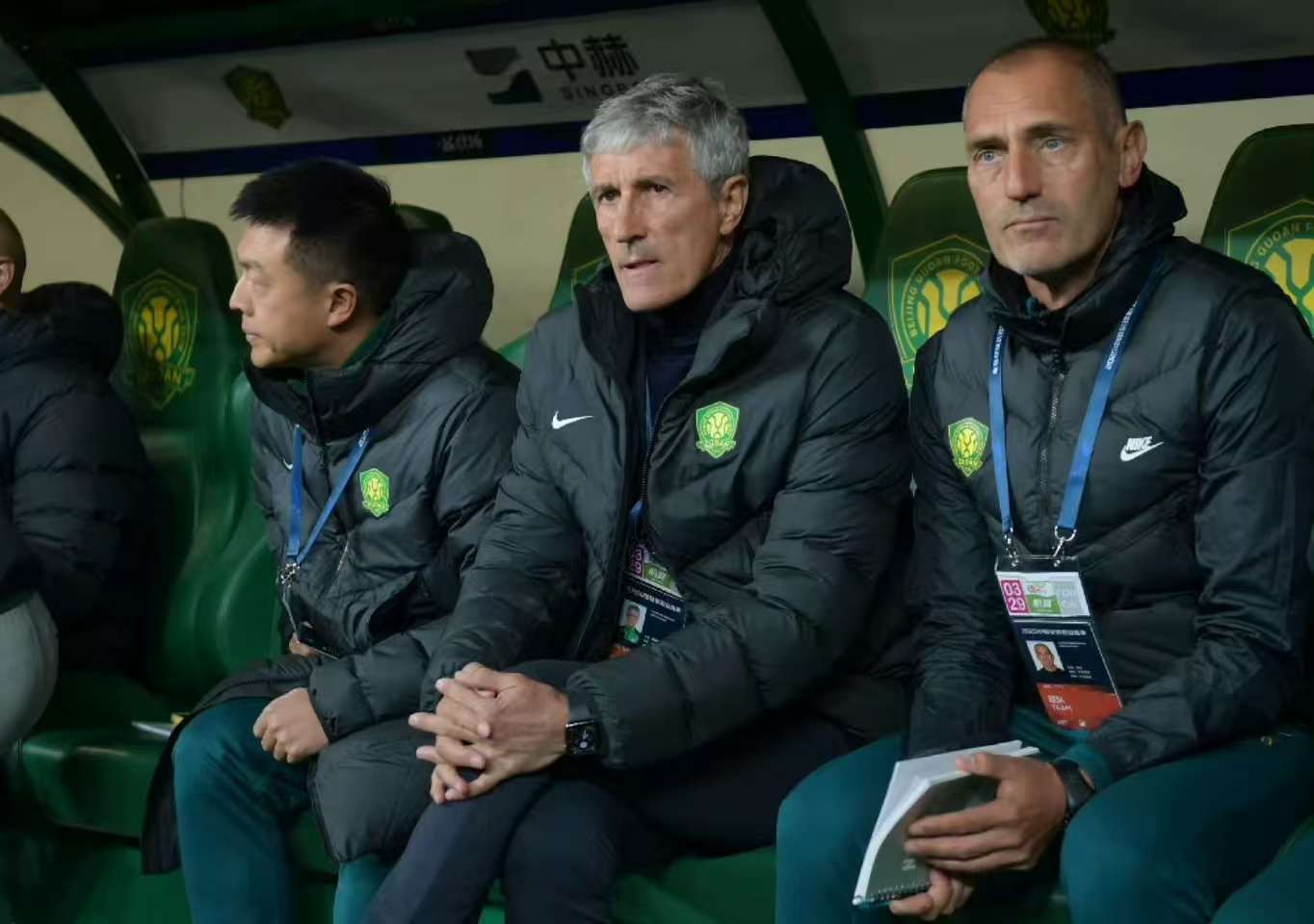 足球报: 更衣室矛盾非塞蒂恩下课主因;教练组内部确有分歧