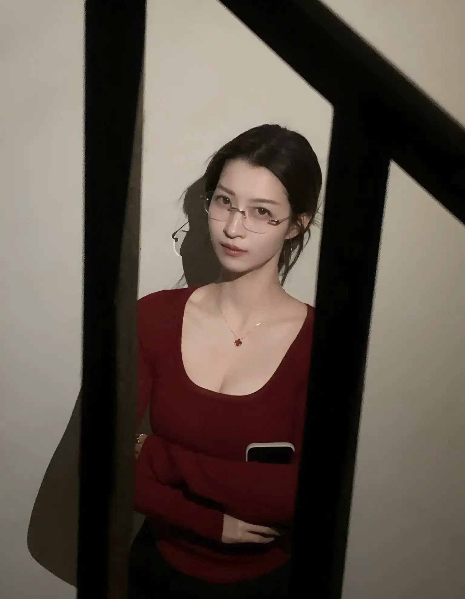 红色是最难驾驭的颜色吧