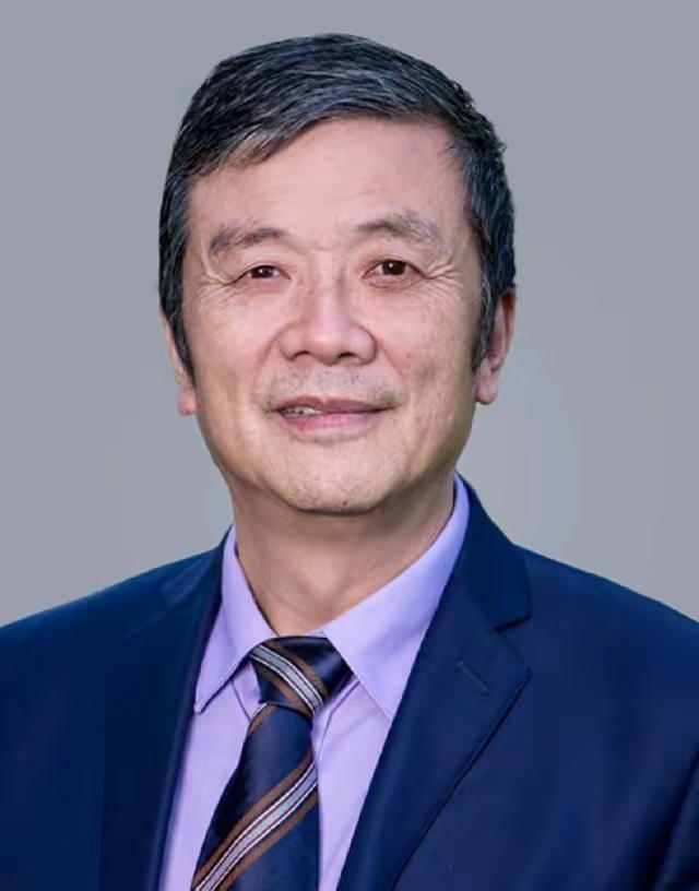 难以置信，任正非的亲弟弟任树录，1992年就进了华为，一干就是30多年，现在居然