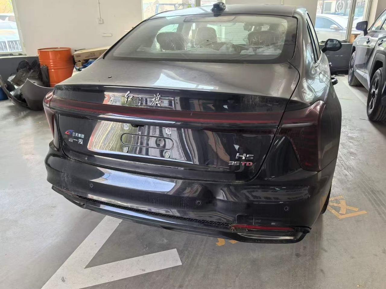 红旗H51.5TDCT玄影指导价172800172817.28后杠运