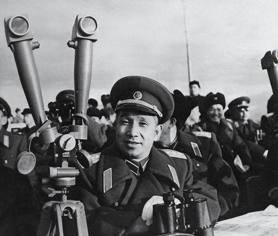 没授予军衔，但也能统兵打仗的军事家，都有谁？“1955年9月27日清晨，中南海