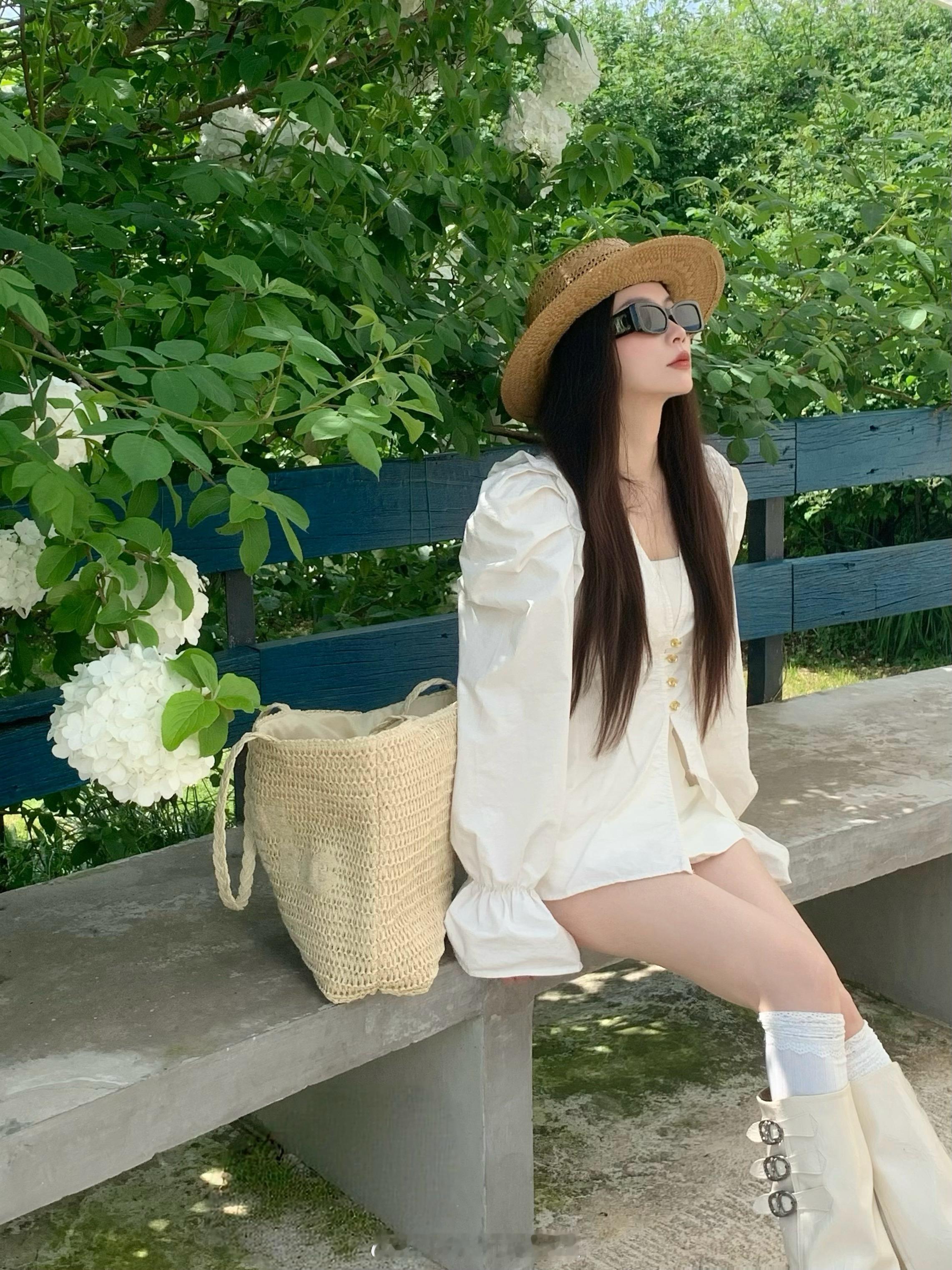 南京约拍人间四月天🍃氛围感喜欢拍照也喜欢你南京约拍绣球花