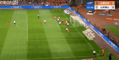 玩呢？闪电丢球！山东泰山0-1云南玉昆！中超联赛第3轮，山东泰山客战云南玉昆，