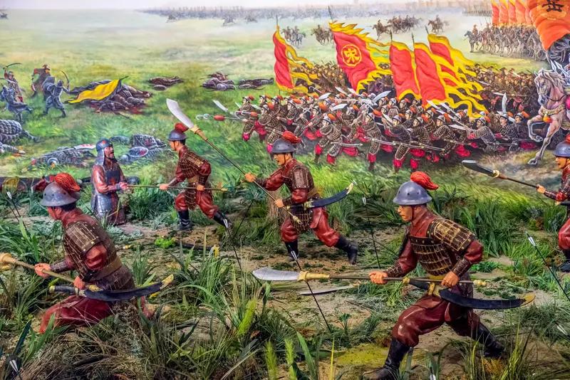 　　明朝的军是一种特殊的制度，自有军籍。在明代户口中，军籍和民籍、匠籍平行，军籍