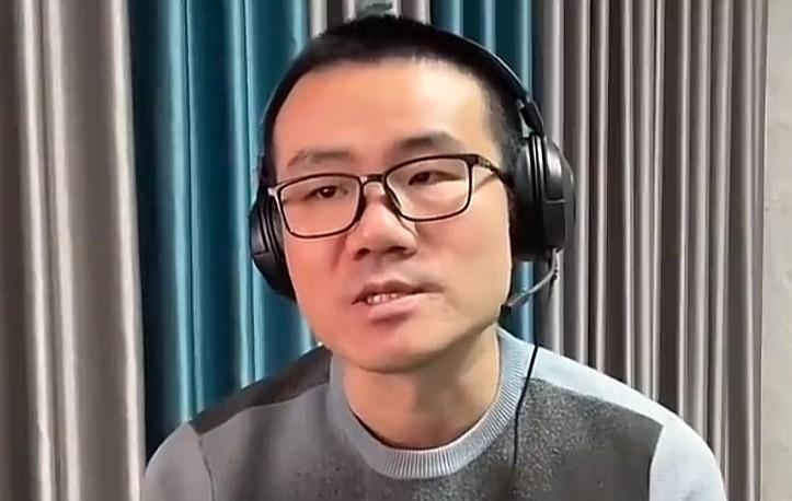 专业的就是不一样，雷霆战胜步行者，赛后徐鲸鱼的点评很中肯，原因有三。1.亚历山