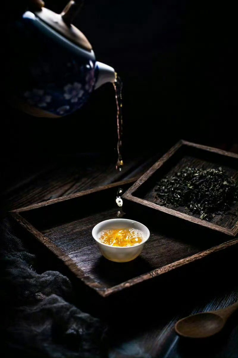 “对别人失望”，源头上的因果并不是别人的言行，而是自己对别人产生了怎样的希望。自