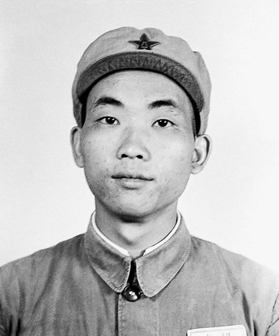 1952年，连里为志愿军小战士胡修道请功，说他1人歼敌280。政治部主任：不可能