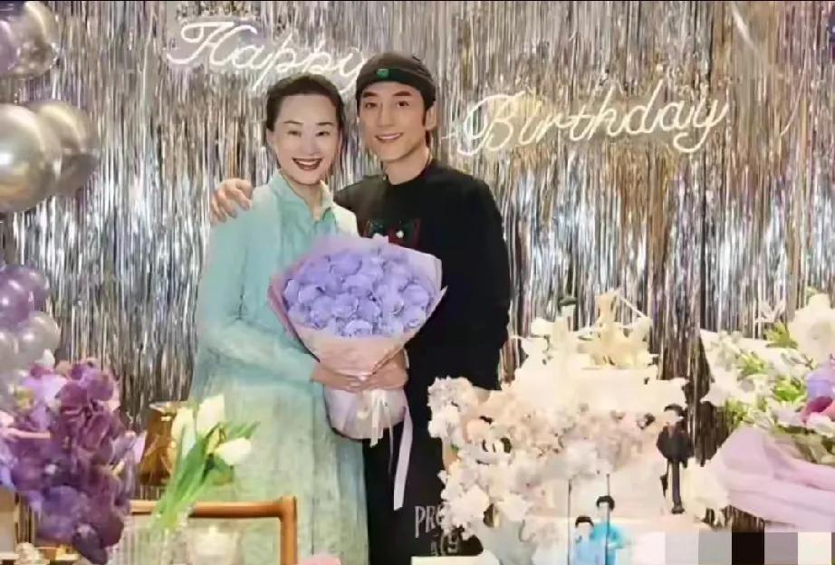 家人们谁懂啊！林依轮又狠狠撒了一把狗粮！老婆54岁生日，他没有大张旗鼓办奢华派对