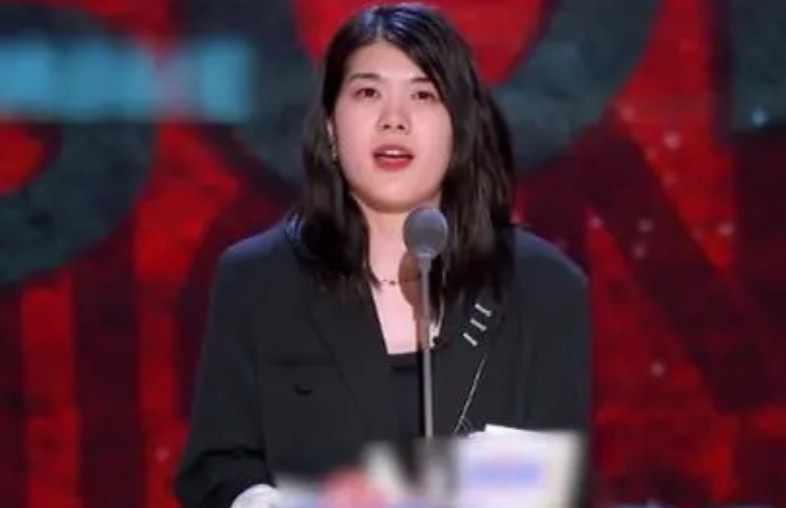 中国三大女性代表人物：杨笠，年轻女性代表！傅首尔，中年女性代表！苏敏，老年