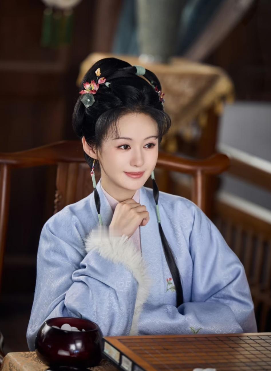 郑合惠子这次火出圈了不是因为演了女配而是突破疯批美人新高度！在新剧《兰