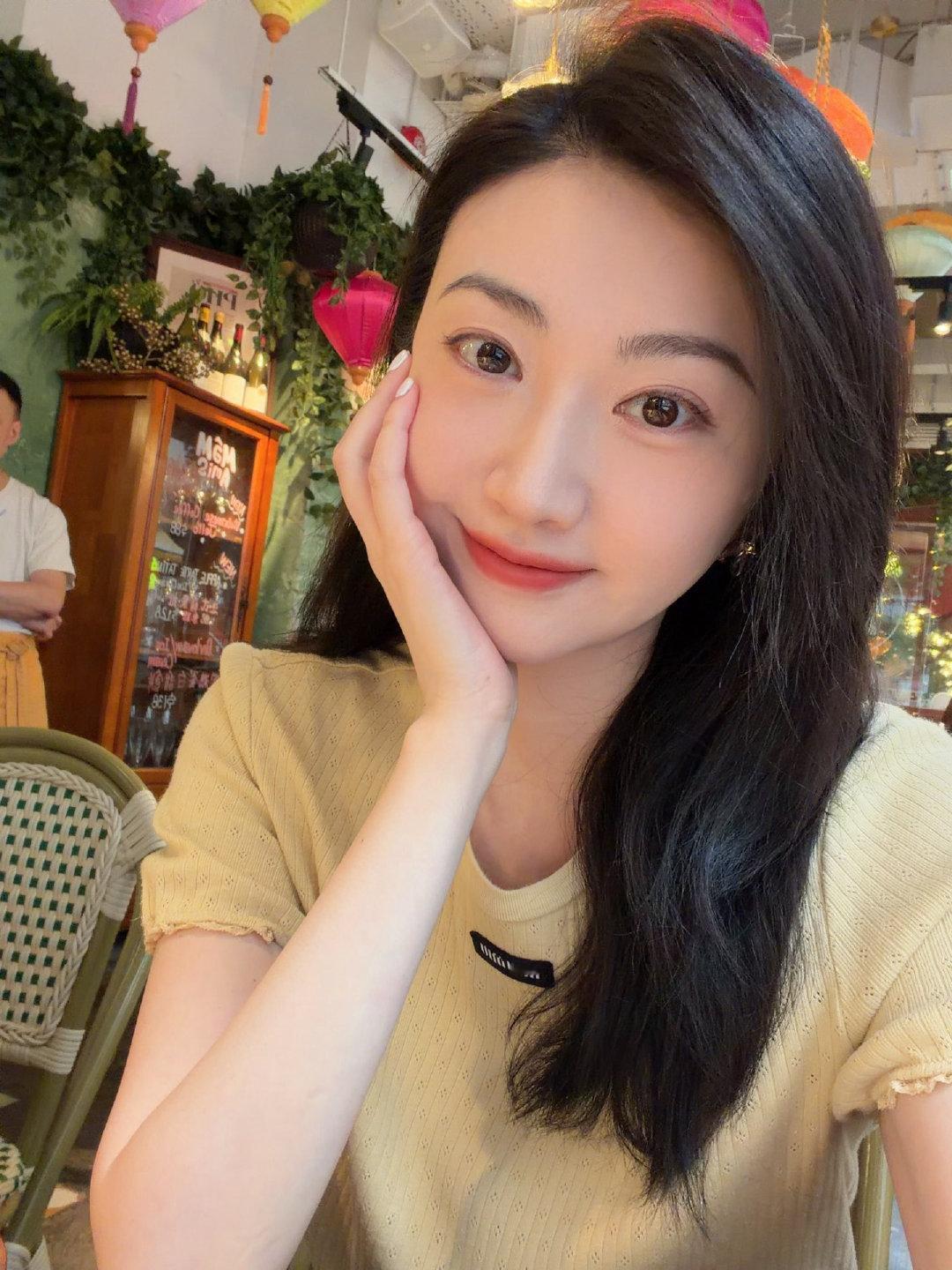 景甜的一些生活碎片景甜的一些生活碎片咱就说被大甜甜美到简直就像呼吸一样简