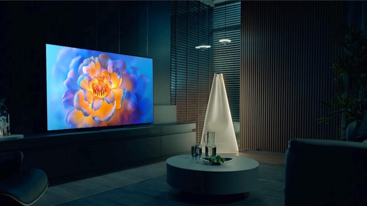 韩媒：中国LCD淘汰韩国，如今大尺寸OLED也正迎头赶上！2月11日，韩国媒体