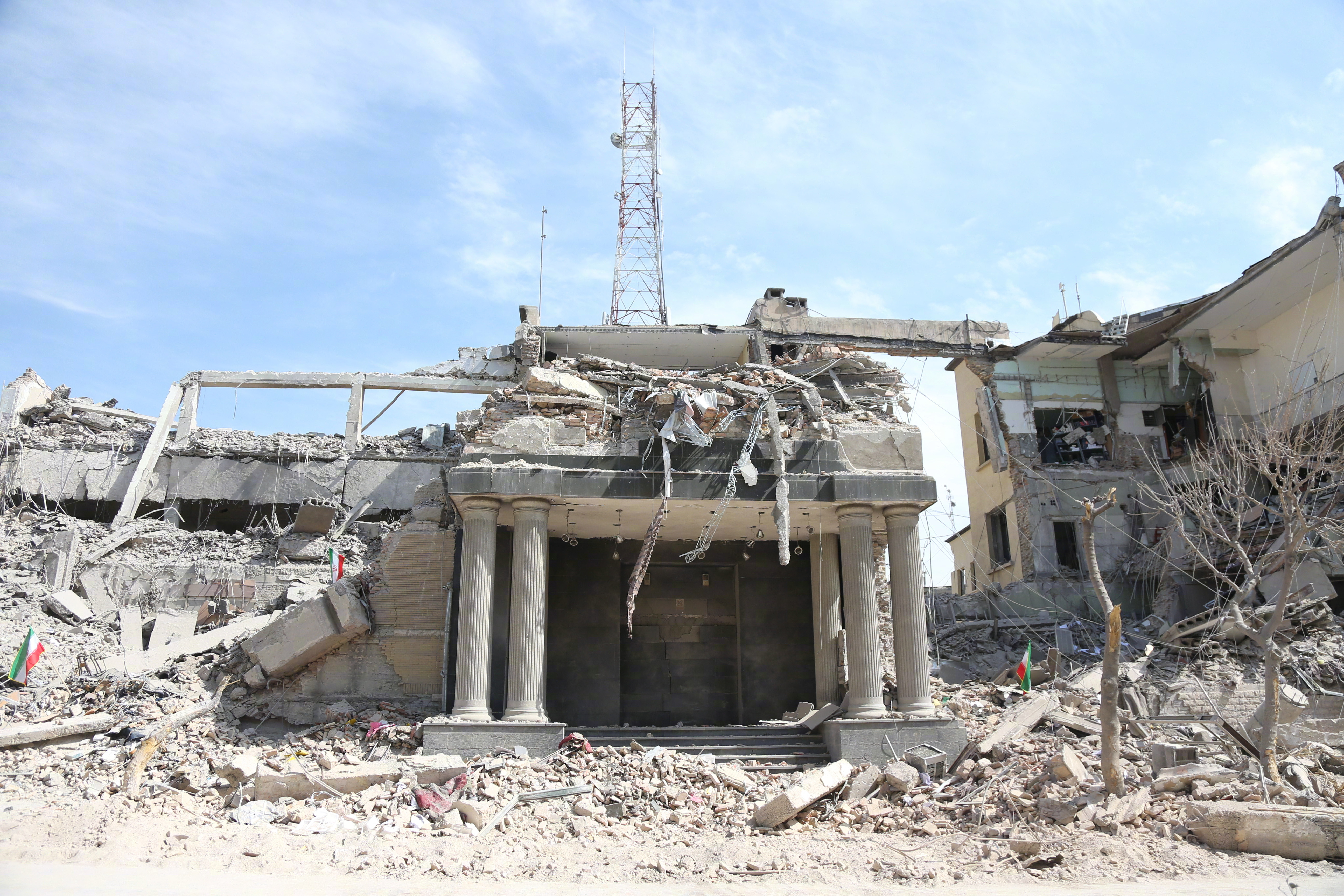 #白宫回应俄被曝向伊朗提供情报#【#美媒称俄罗斯向伊朗提供情报#，白宫回应】据