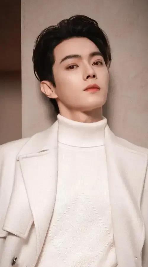 娱乐圈是真乱啊原来酒后强上是男明星惯用伎俩男星许凯被前女友赵荔莎爆料，