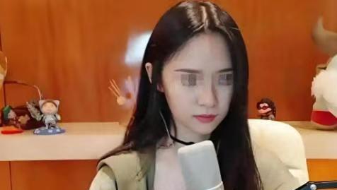 白嫖成功！近日，河北张家口，工程老板为了追求女主播，5个月给她转账200多万，可