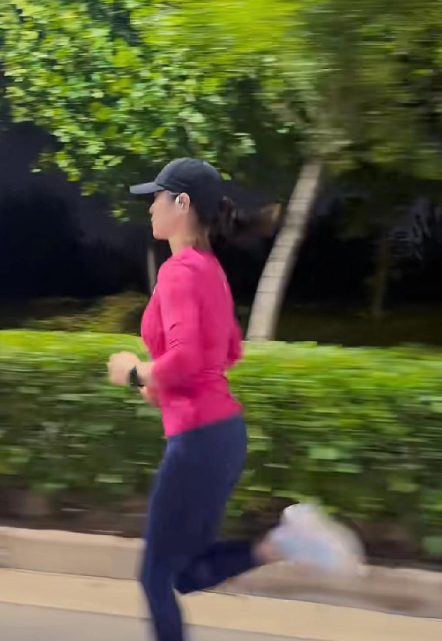 跑步不是必选项，但是一旦选择了，就一定会给你不一样的答案。跑步有