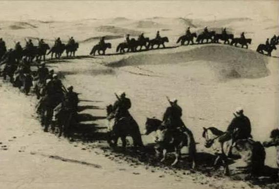 1951年，由马家军改编来的解放军7师，有部分官兵发动叛乱，王震叫来7