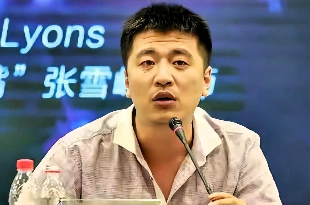 张雪峰的捐款记录，曾因爱国言论遭网暴，却从未动摇公益初心。他从不在意外界非议，