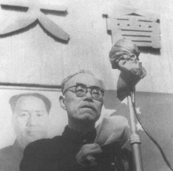 1950年，周恩来提议入朝军队命名为“支援军”，然而黄炎培却提出异议：“自古道