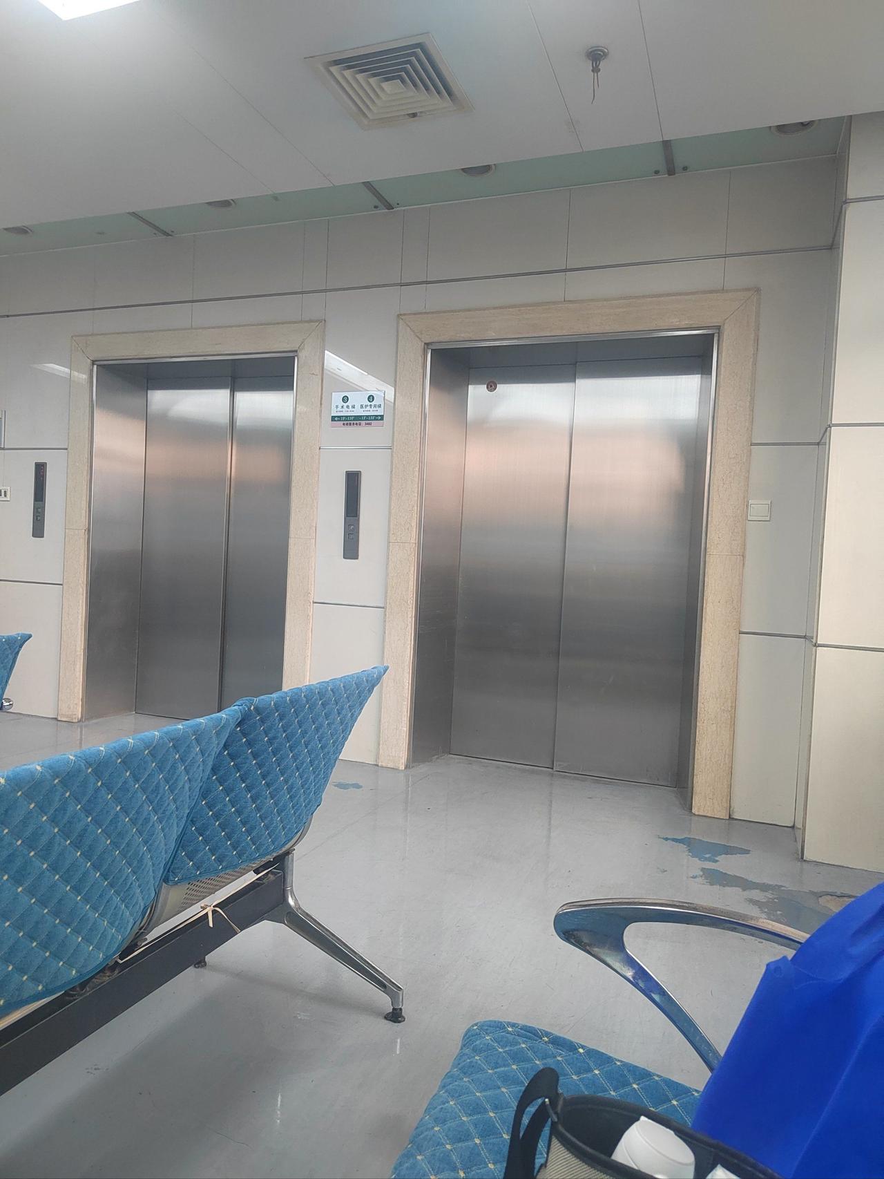 有人问，医院如果都是私有的，会不会变得冷漠无情，不重视生命？这么说吧，口罩期间征