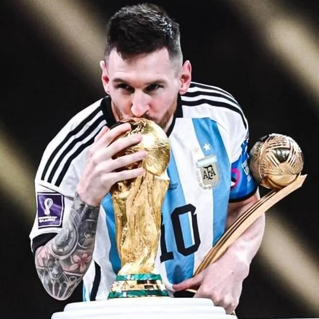 梅西有多讨厌拉波尔塔？这么说吧，如果当时拉波尔塔不是巴萨主席，无论换成另外一个