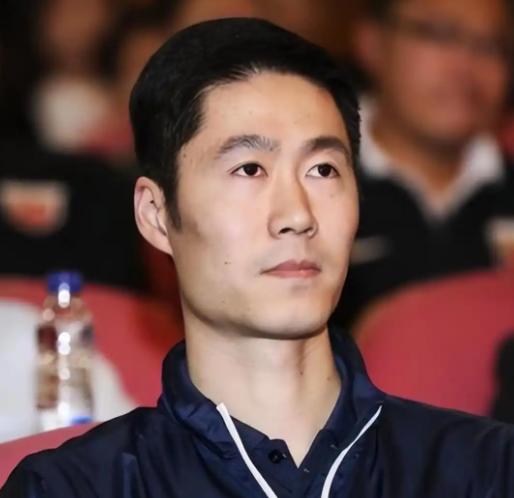 王励勤上任后，国乒的逻辑全变了。刘国梁时代是死保金牌，现在是宁丢冠军也要练新人。