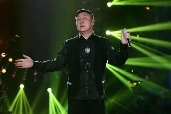 《歌手》节目有毒，10季歌王4位都“出事”了。真的像被下了魔咒一样，很多季冠