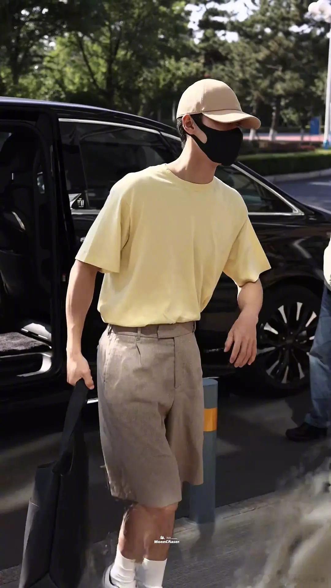 李昀锐🆚邓为穿同款衣服，谁秒了？​​​