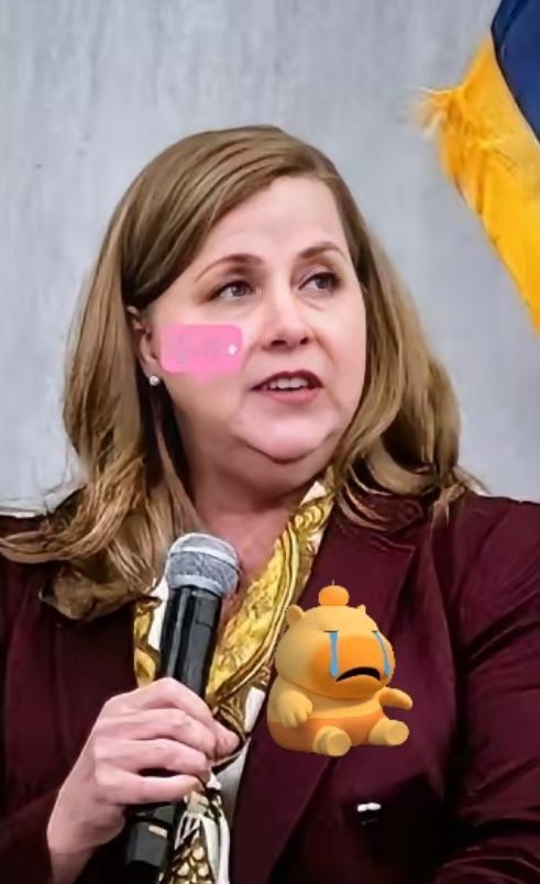 快报！快报！美联储理事鲍曼公开宣布了她公开说要考虑卖掉美联储手里的大批抵押
