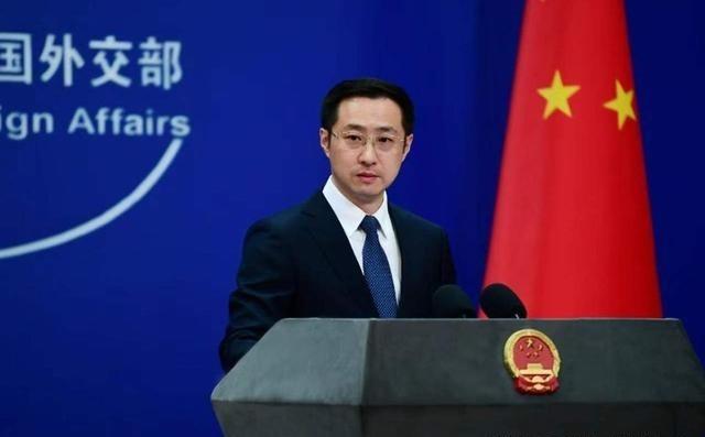 1243吨战略石墨，悄无声息地流进了美国，不是被偷，是被送过去的，送货的还是A股