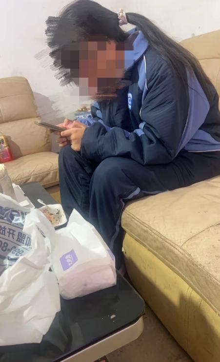 1月11日，湖南，一女子不幸得宫颈癌去世，临终前，她将唯一的女儿托付给了闺蜜，还