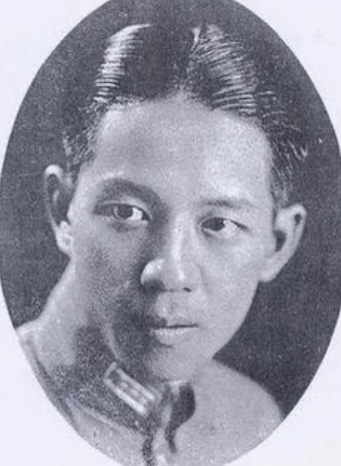 1937年，南京沦陷，一个工兵营长为活命，跑到寺庙当和尚，谁知却引起日军的怀疑，