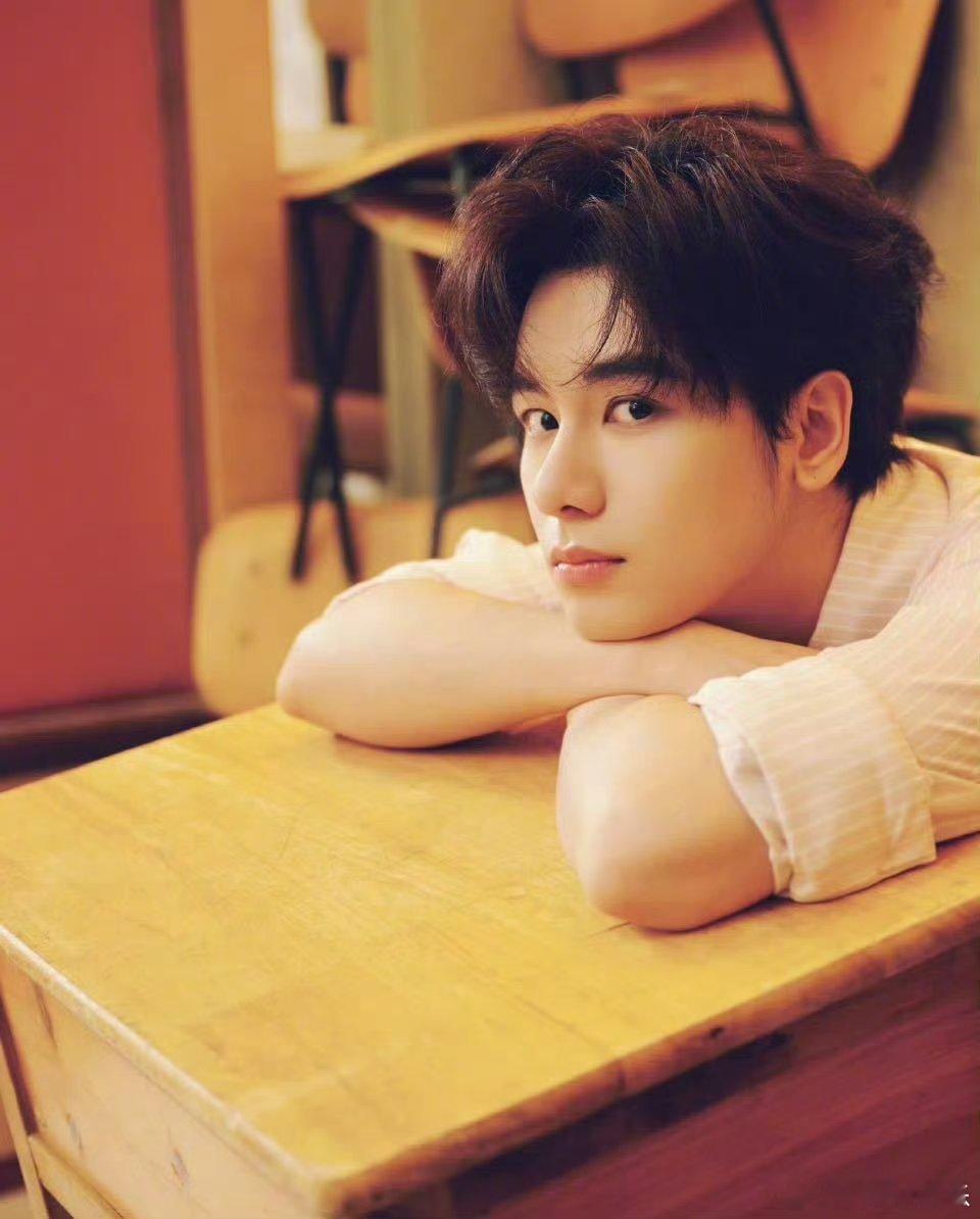 胡先煦26年第一次路透是春晚胡先煦春晚联排路透好绝！26年首路透锁定央视春晚，