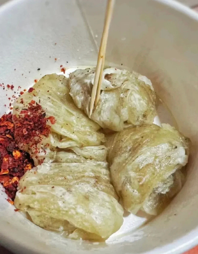 第一次发现原来活着不需要这么多钱...