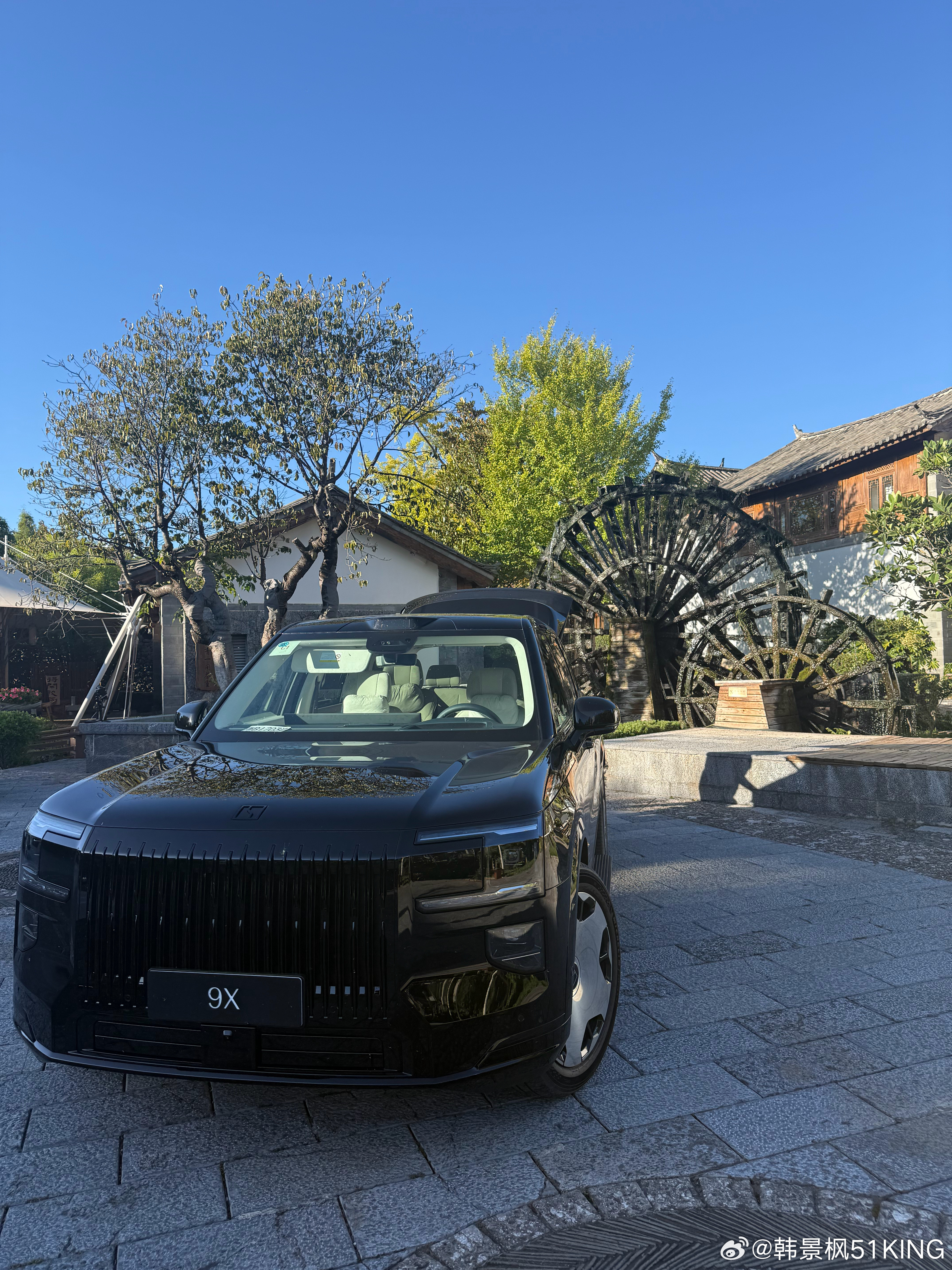 极氪9X真是会找地方试驾！乘坐感受100分颜值也是满分的[doge]极氪9X刷新旗