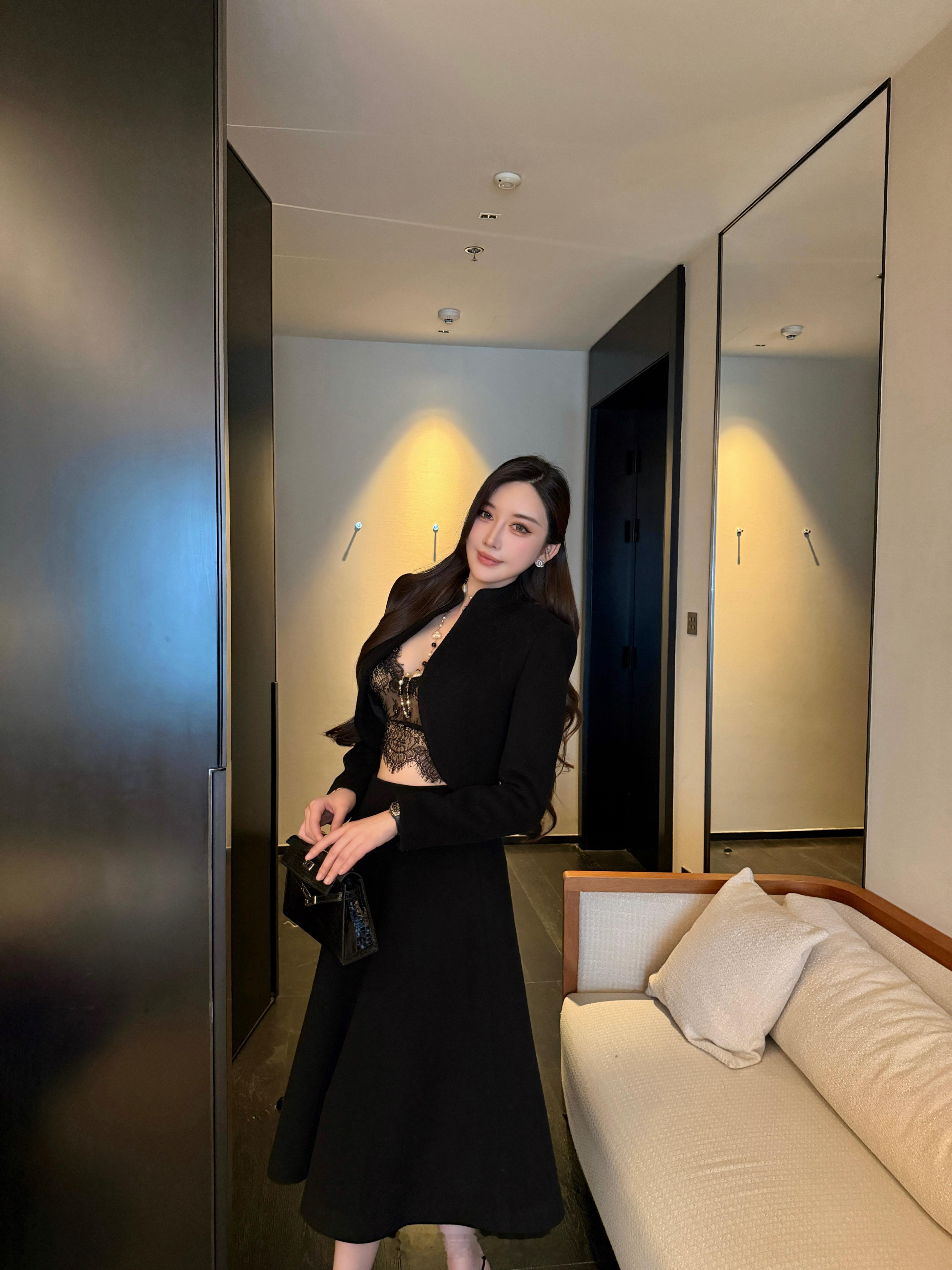 好美腻的小洋装…🖤