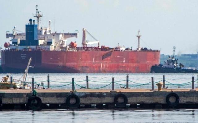 中俄表态不到24小时，美国又动手！12月21日，法新社报道：“美国海岸警卫队昨天