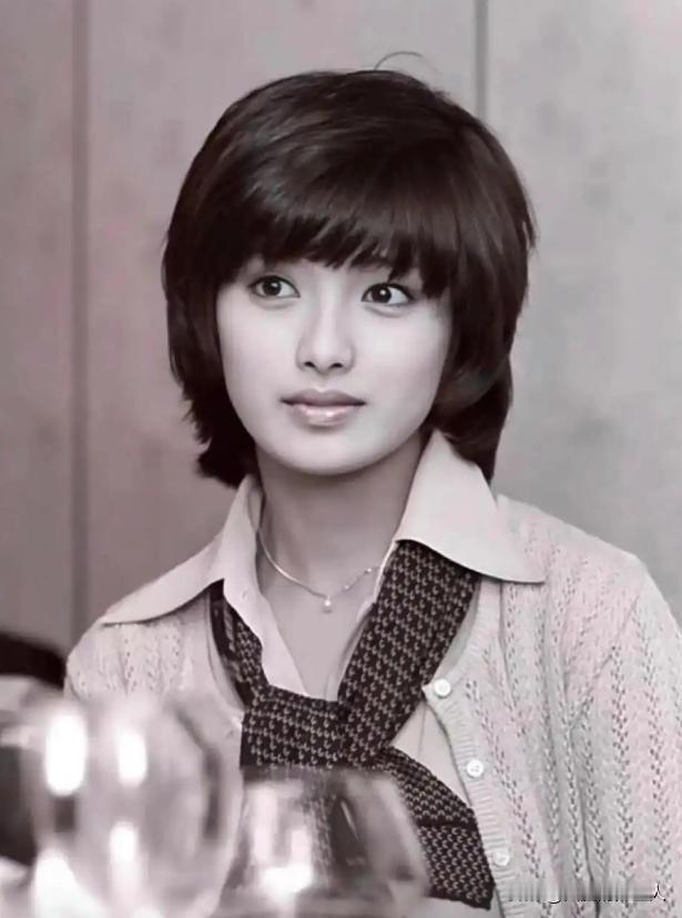 北野武为了看一眼“女神”山口百惠，给了三浦友和一个配角，满心期待山口百惠来探班，