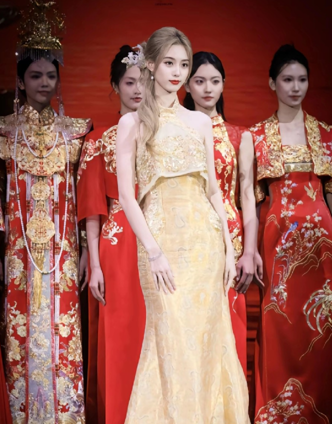 徐艺洋她有烦恼吗，高白瘦美过得顺风又顺水，一直幸福下去吧！