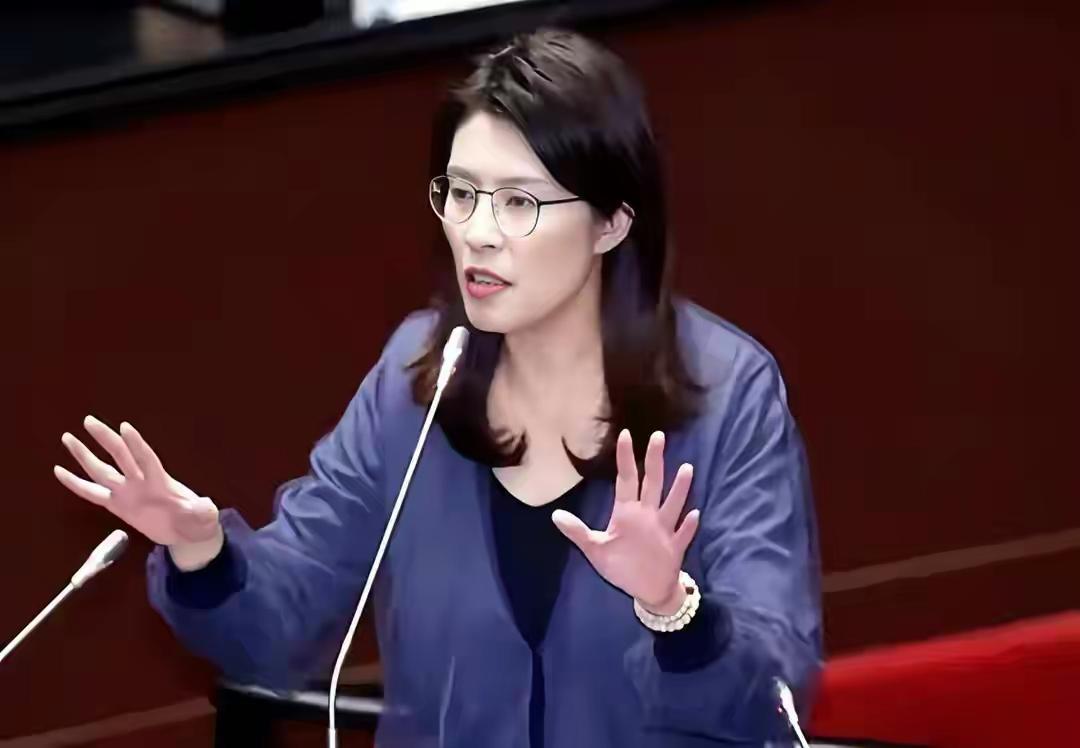 郑丽文即使这次当不上党主席，也会让自己咖位提升一个档次。就像当年韩国瑜参选国民党