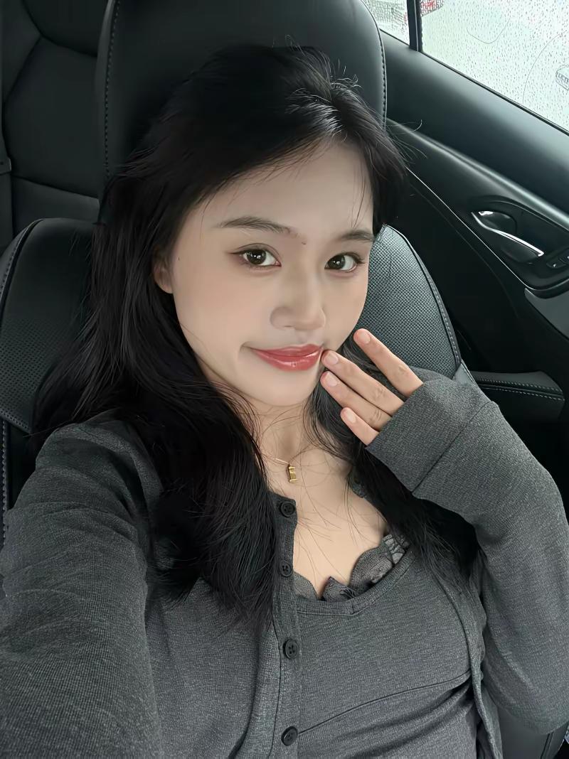 男人娶老婆就要娶会挣钱有稳定收入的女人一个女人会赚钱可能还有一定的积蓄