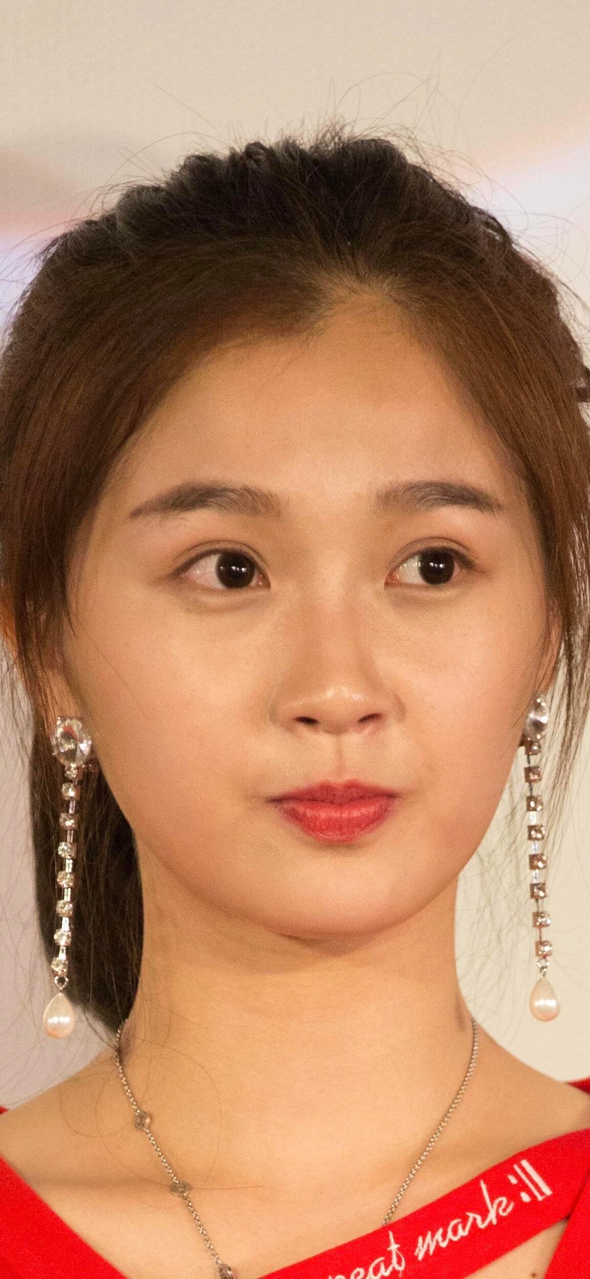 虞书欣早期青春萌萌的可爱感