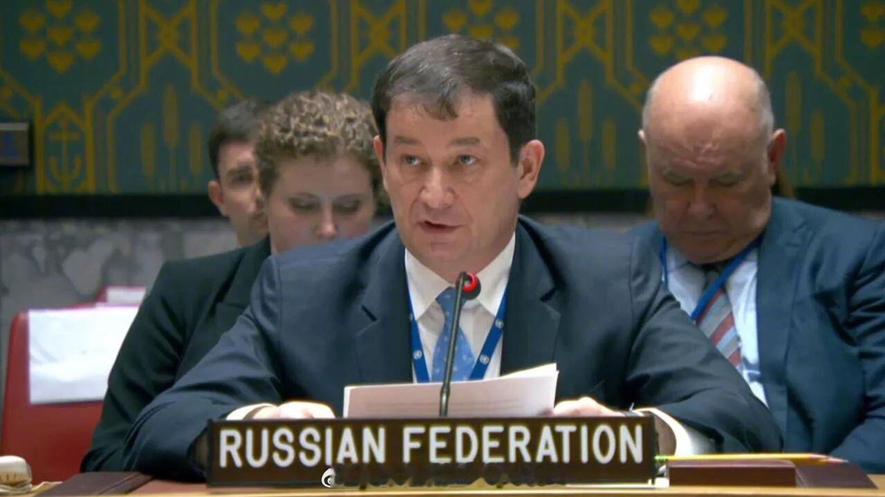 欧洲不同意特朗普的投降计划，这让俄罗斯人非常的生气。据俄罗斯媒体报道，俄常驻联合