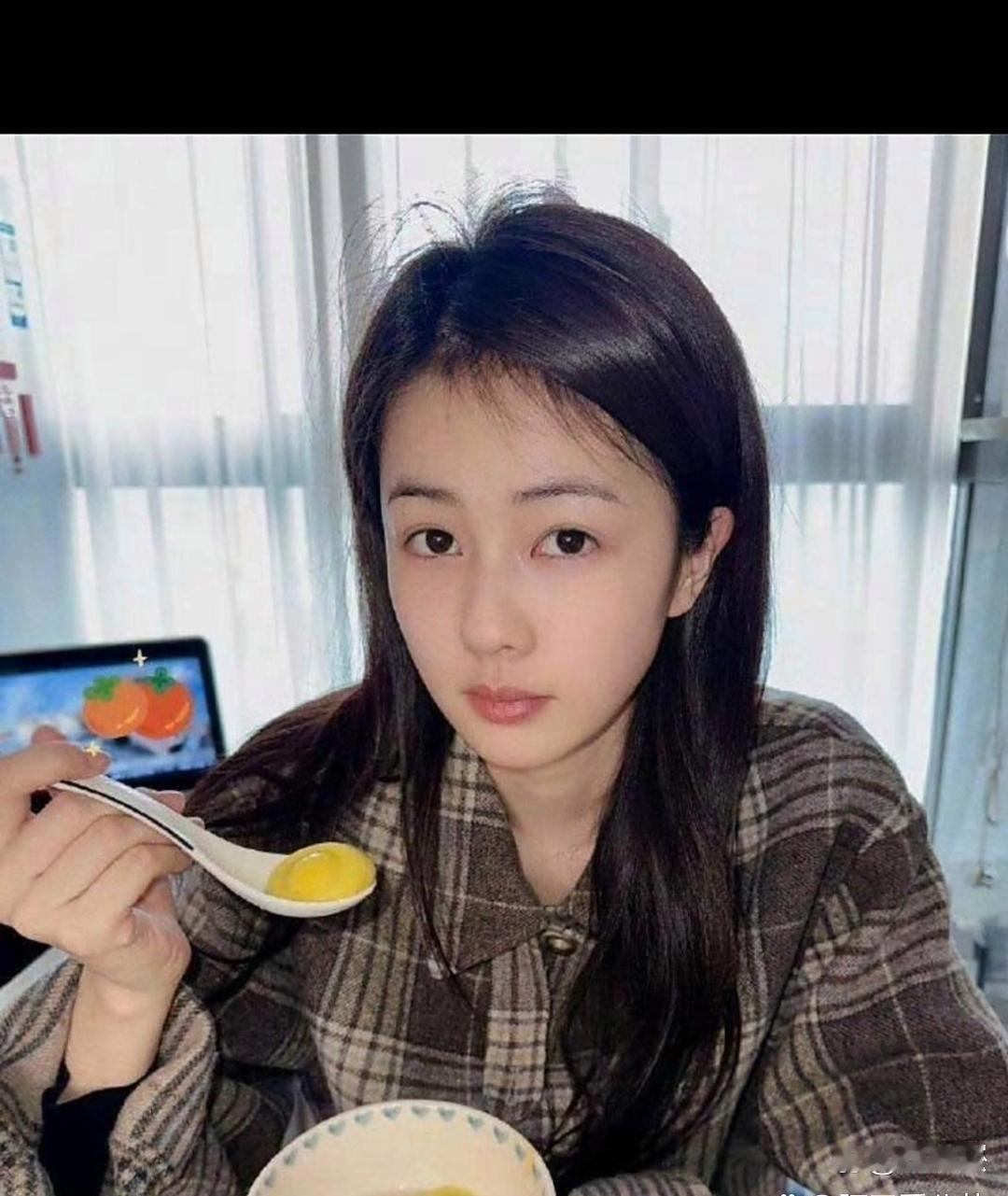 白鹿这素颜也太绝了吧，怎么没人⁠讨论？﻿