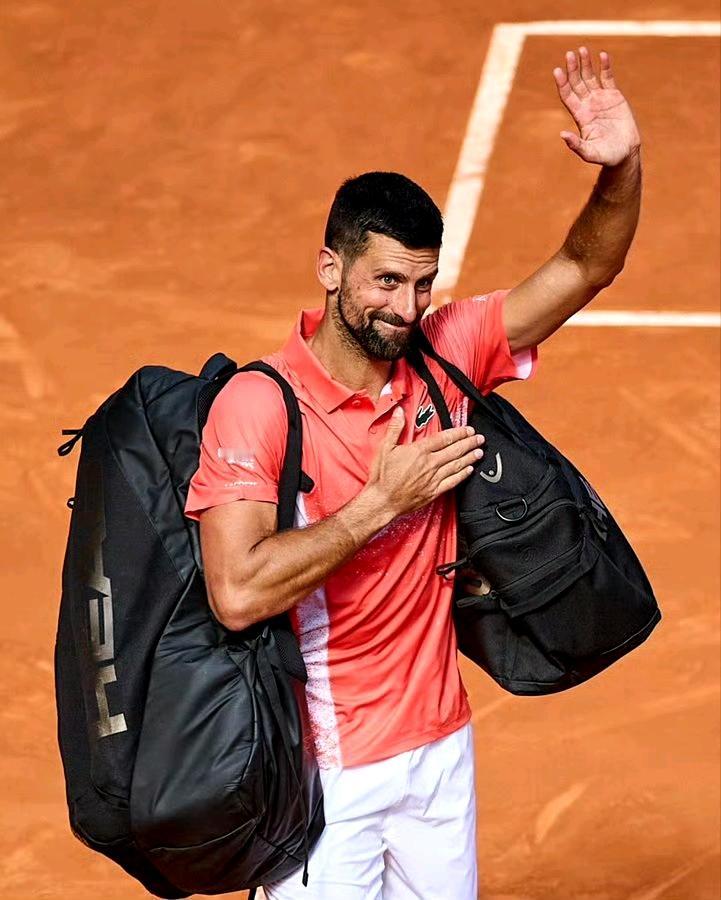 德约科维奇官宣退出马德里大师赛，现在参赛只打大满贯了。继因腕伤退出巴塞罗那次轮